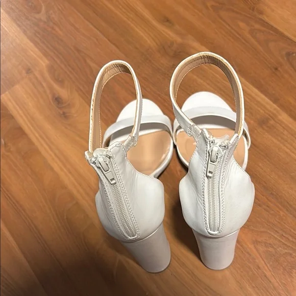 Fashion Nova White Women's Heels - Picture 3 of 3